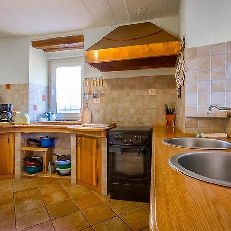 House Casa Valerija 別荘